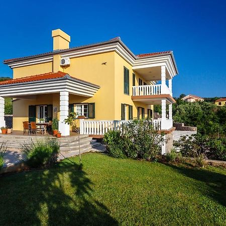 Villa Mirela Vrbnik  Exterior photo