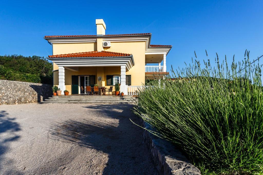 Villa Mirela Vrbnik  Exterior photo